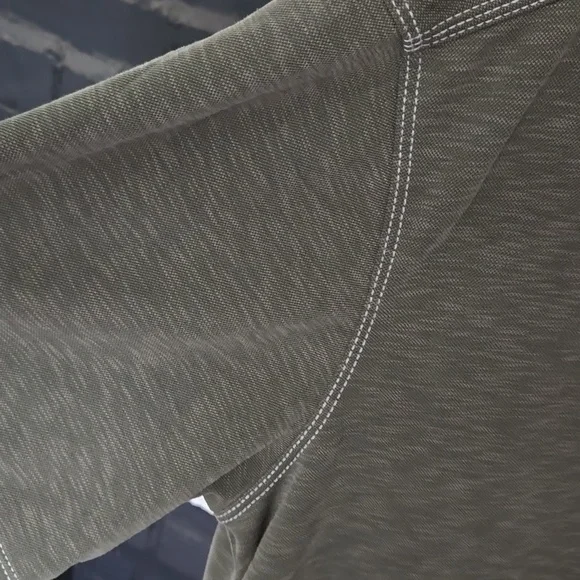 Saks Fifth Avenue short sleeve shirt - Picture 2 of 12